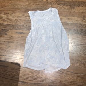 LULULEMON ATHLETICA- workout tank size 4
